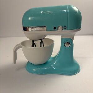 Play go Stand Mixer Toy  Kids Size 61/2” High & 51/2” Wide